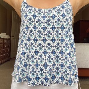 blue and white pattern tank